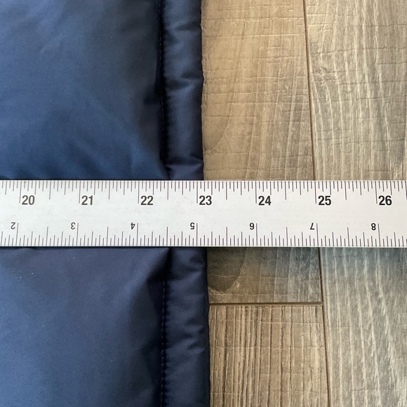 NWT Gap Puffer Vest Kids XL (12) Navy Blue Cold Control Water Resistant Full Zip - Picture 10 of 10